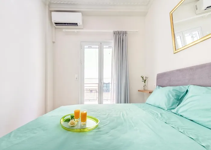 Agatha's Flat - Corfu Town * Corfu (city)